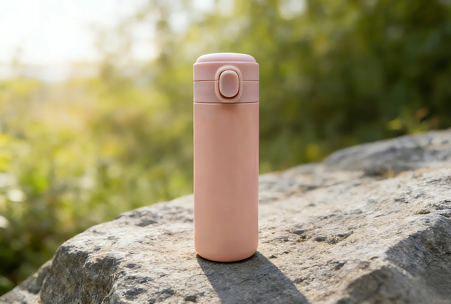 Vlastnosti cestovního hrnku.