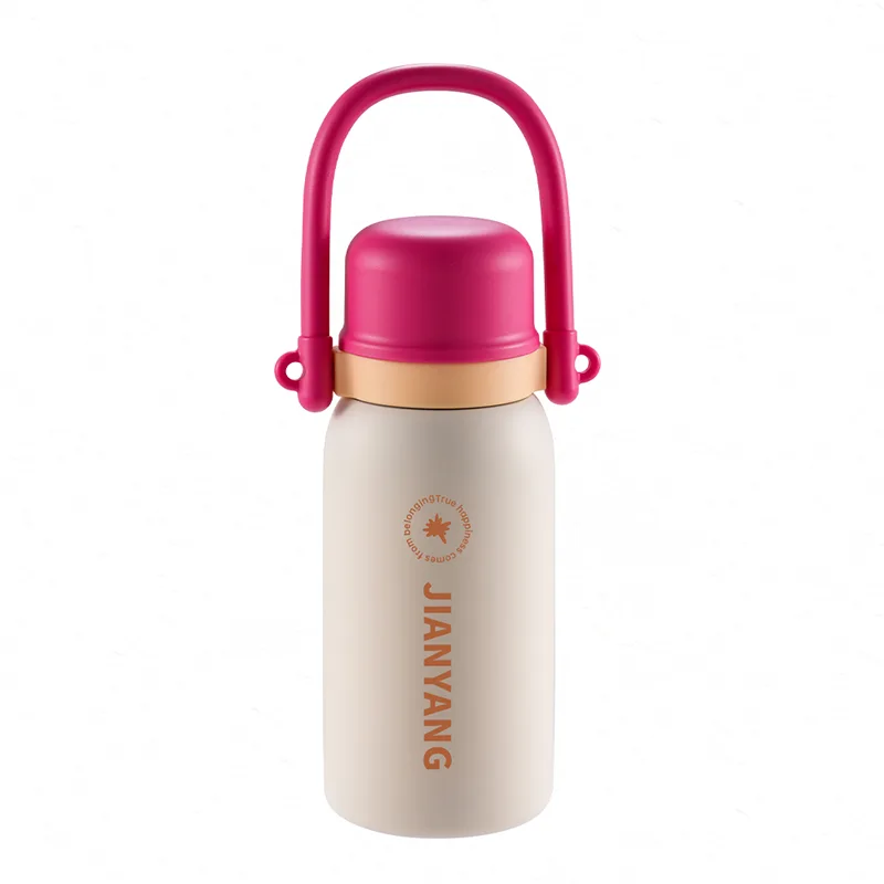 Přenosné láhve na pití